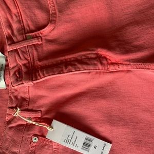 Never worn, coral, Vineyard Vines cropped jeans.
